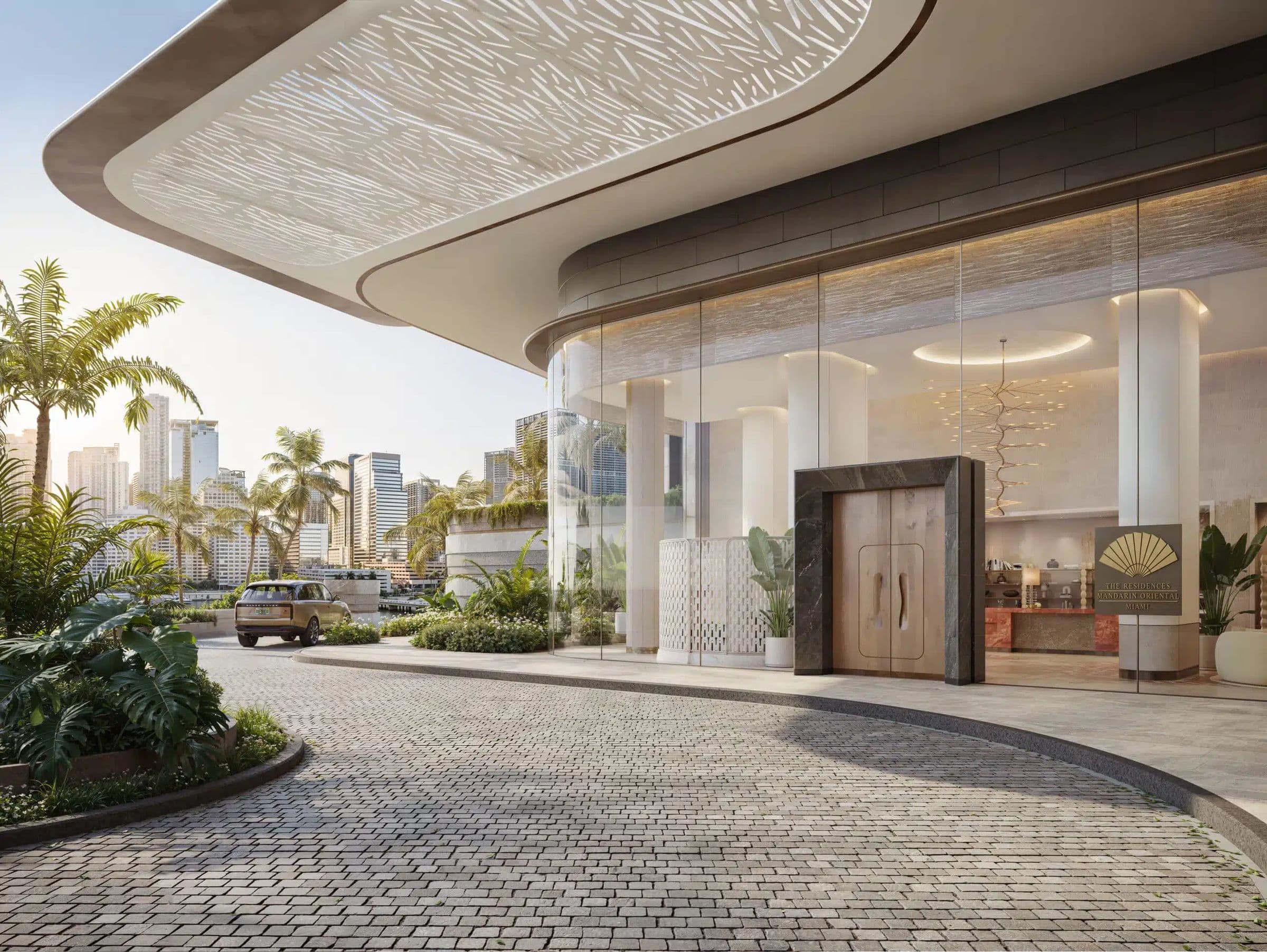 The Residences at Mandarin Oriental, Miami — arrival porte-cochère