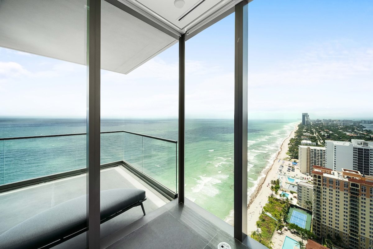 2000 Ocean Residence 31B — view 10