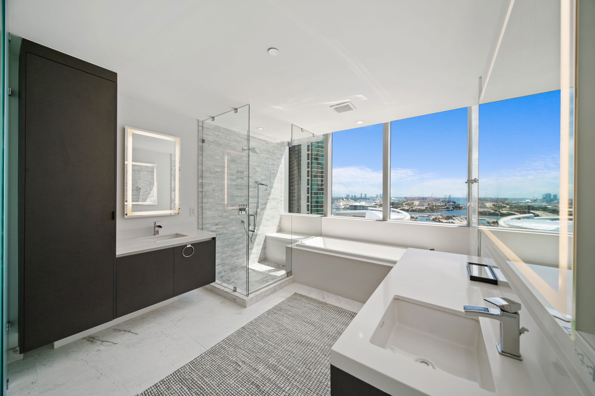 Residence 2011 interior with water and city views